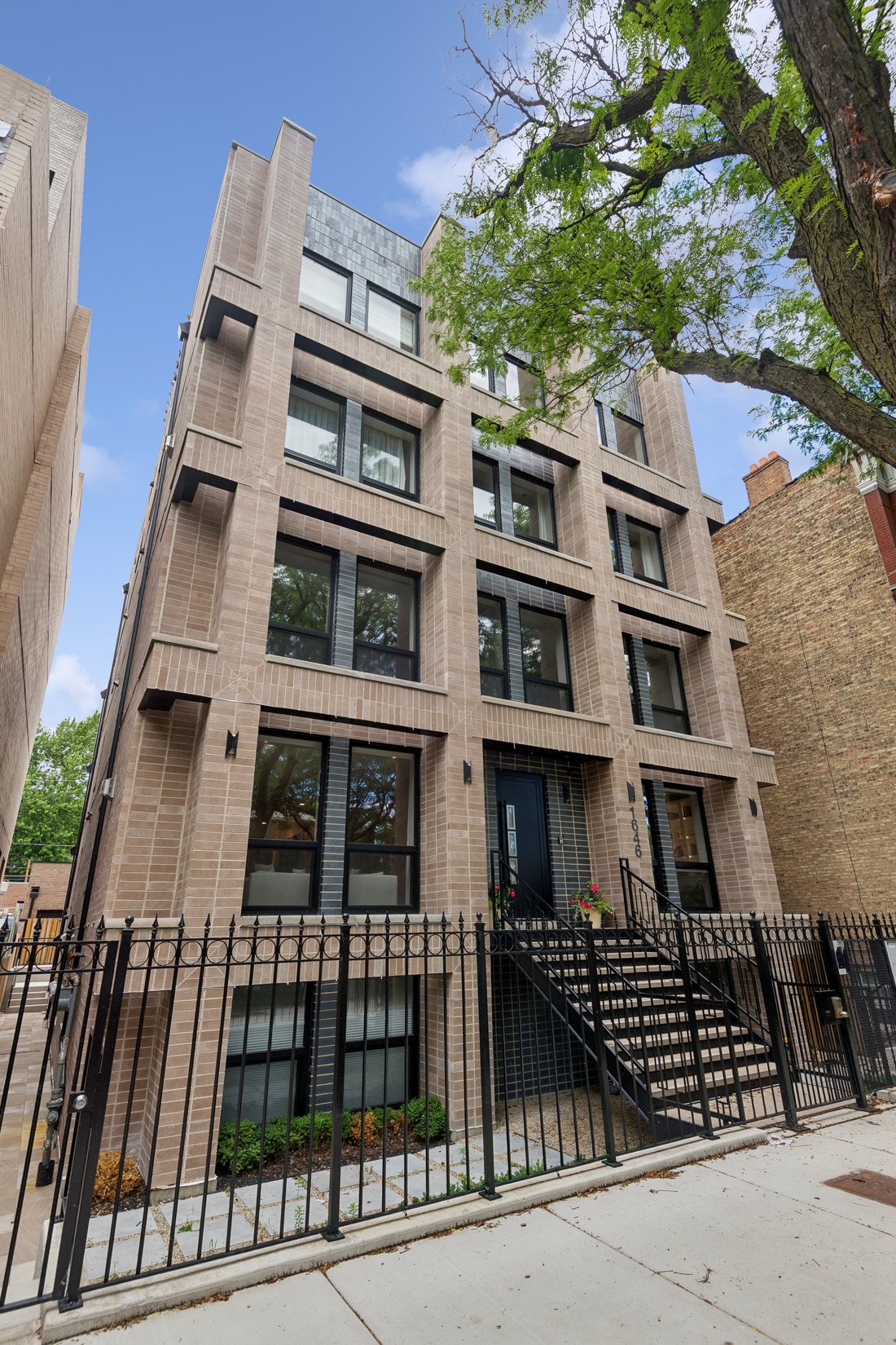 Condo in Chicago, Illinois, United States 1 - 18259480
