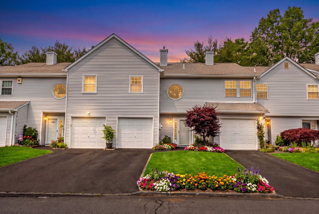 Condo in Port Jefferson Station, New York, United States 1 - 18249731