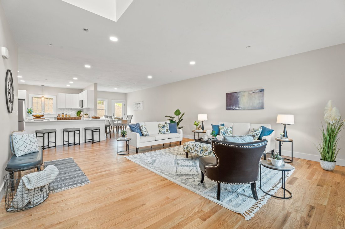 Condo in Sandown, New Hampshire, United States 3 - 18259467