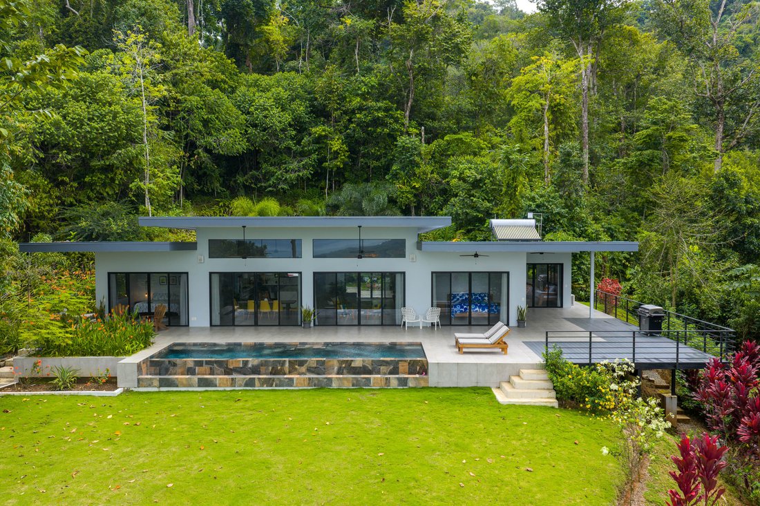 House in Quepos, Puntarenas Province, Costa Rica 1 - 18259491