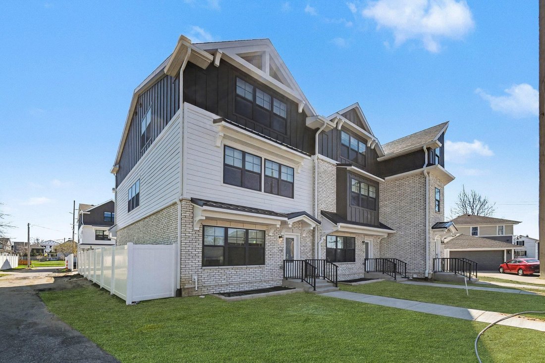 Townhouse in South Bend, Indiana, United States 3 - 18259492