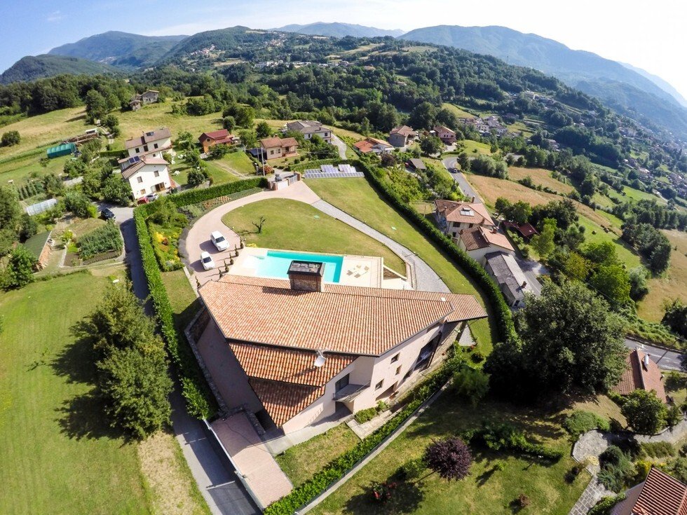 Villa in Piazza al Serchio, Tuscany, Italy 3 - 18259574