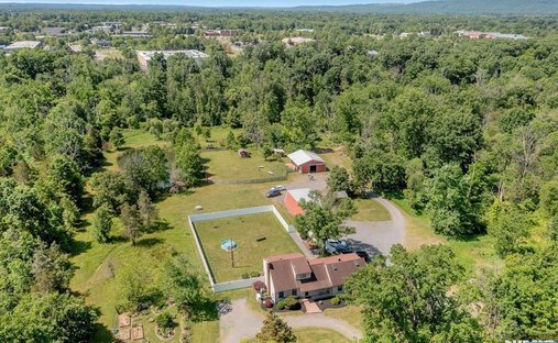 Land in Hillsborough, New Jersey, United States 1