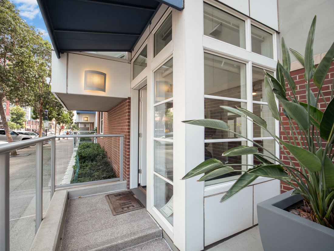 Condo in San Diego, California, United States 2 - 18259755