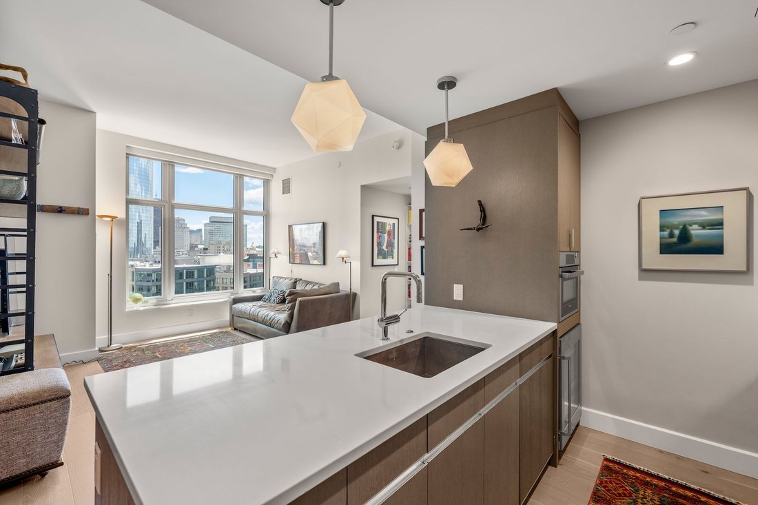 Condo in Boston, Massachusetts, United States 4 - 17100714