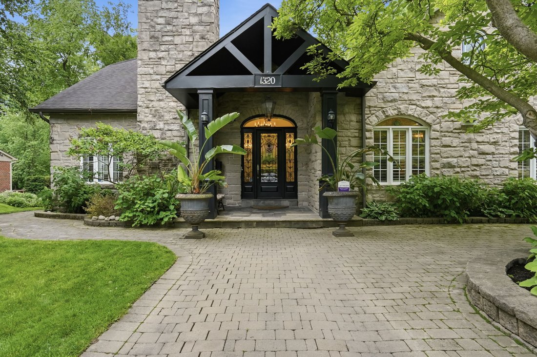 House in Mississauga, Ontario, Canada 1 - 18259736