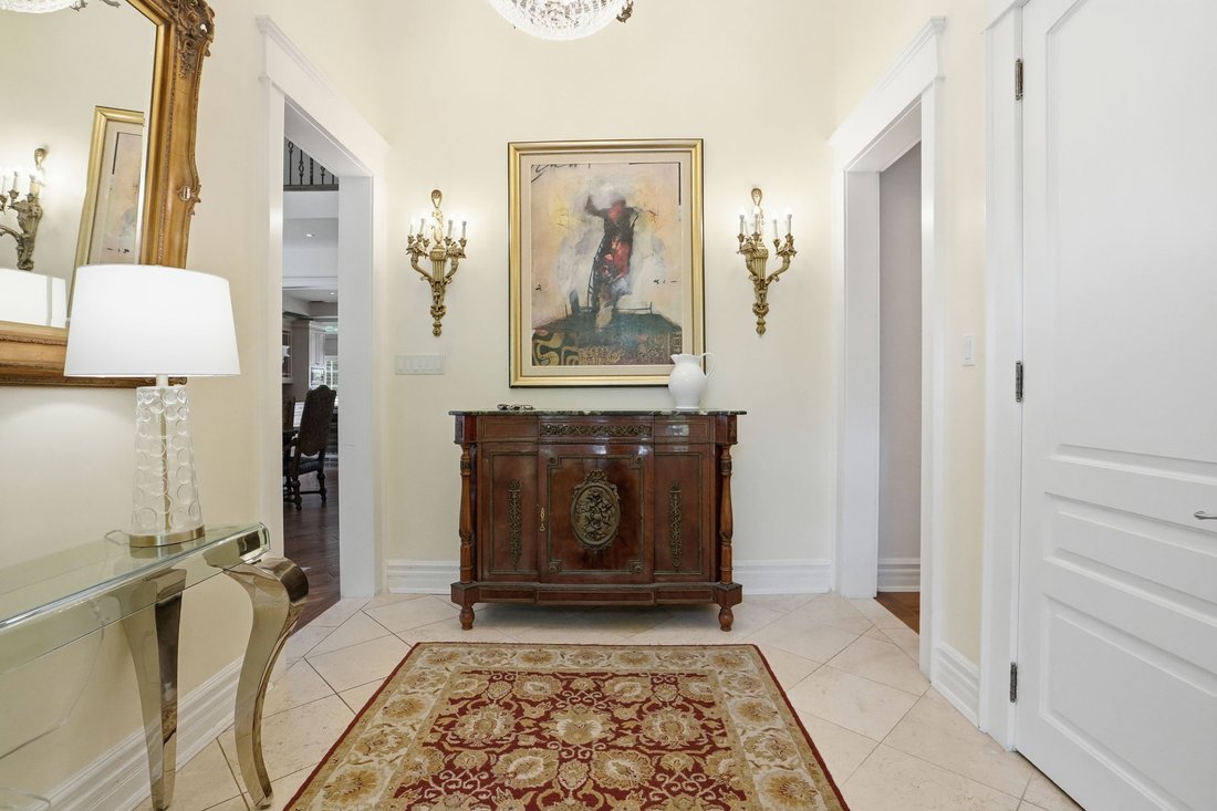 House in Mississauga, Ontario, Canada 4 - 18259736