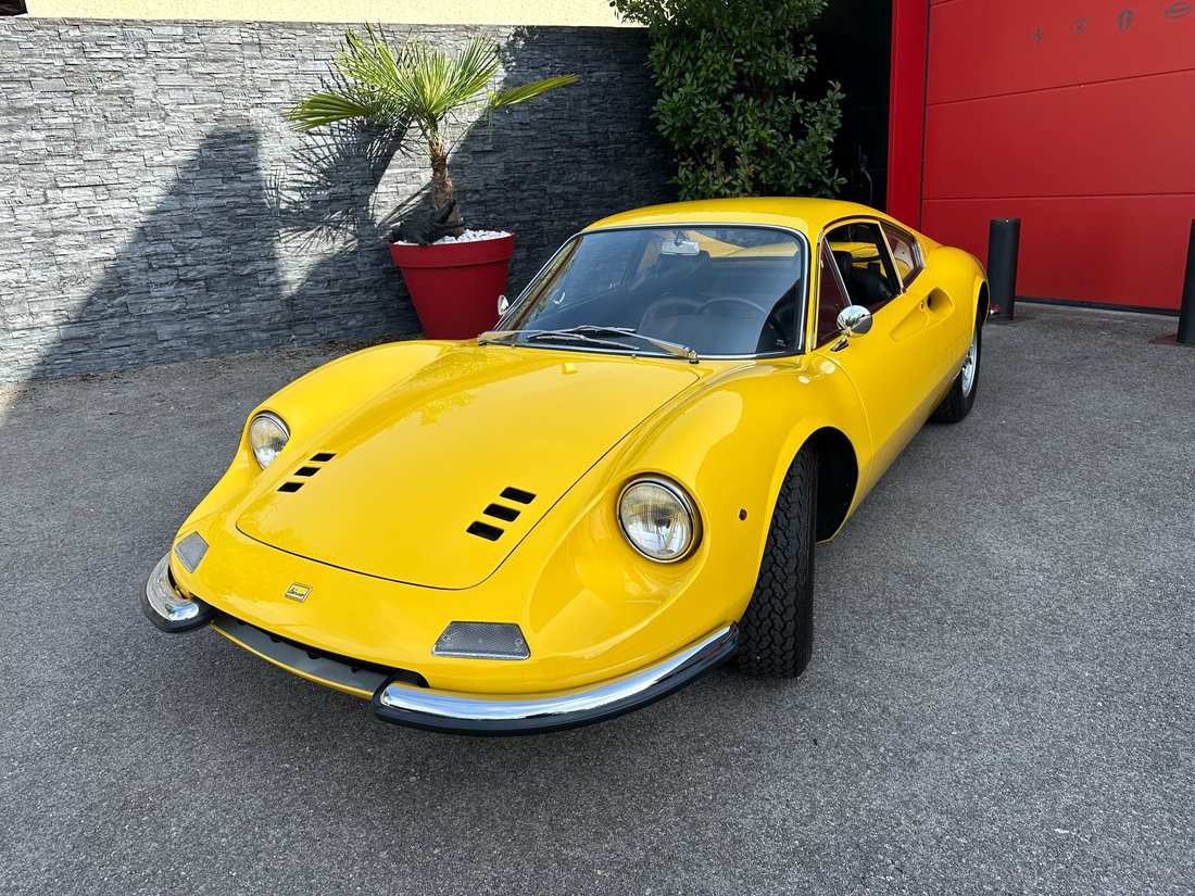 Coupe in Beure, France 4 - 18259707