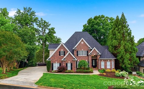 House in Hickory, North Carolina, United States 1