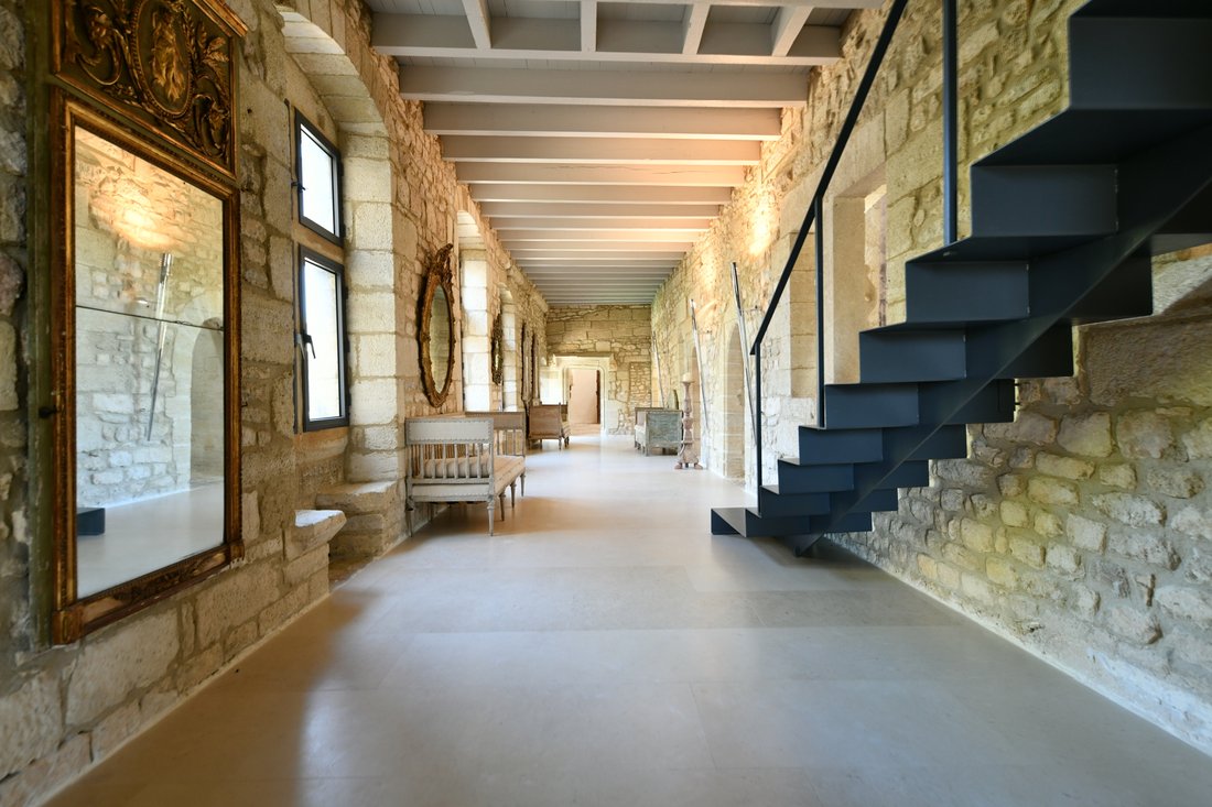 Castello a Uzès, Occitania, Francia 4 - 18259846
