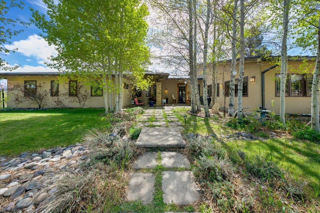Farm Ranch in Montrose, Colorado, United States 1 - 18259735