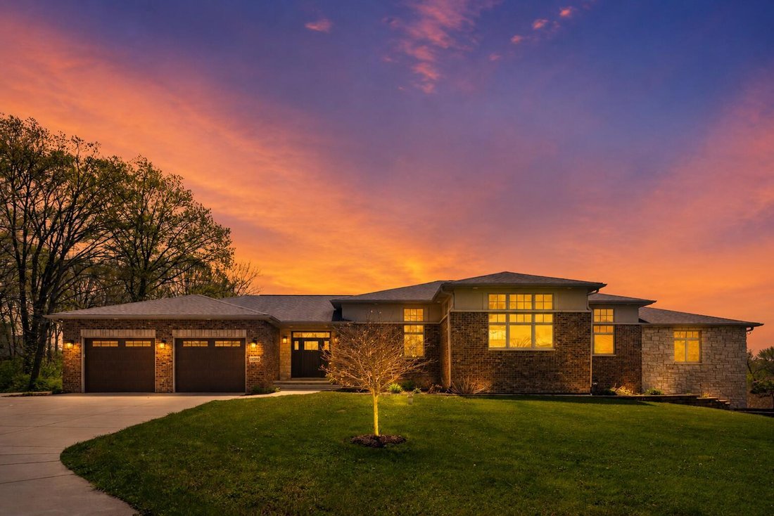 House in Crown Point, Indiana, United States 1 - 17819198