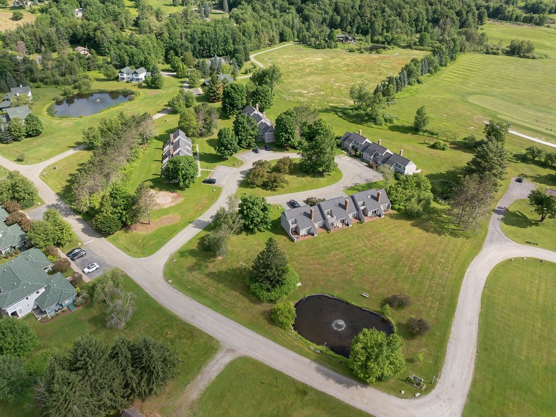 Condo in Stowe, Vermont, United States 5 - 18259748