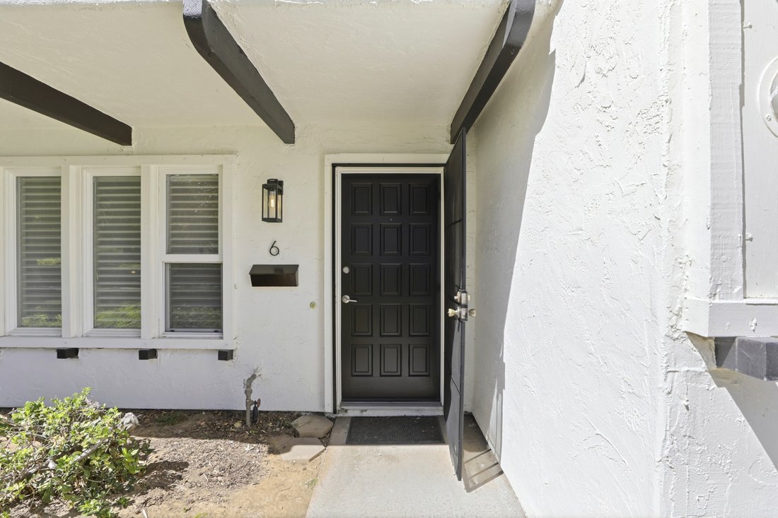 Condo in Los Gatos, California, United States 3 - 18259751