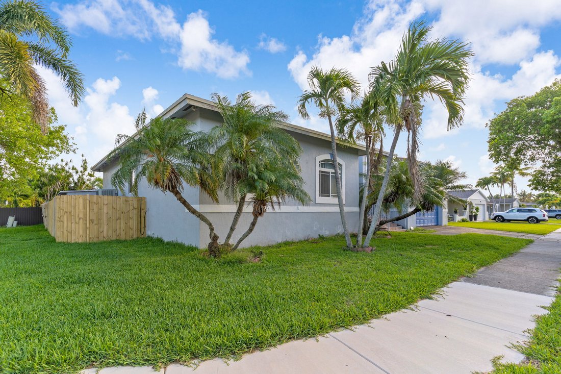 House in Cutler Bay, Florida, United States 4 - 18259932