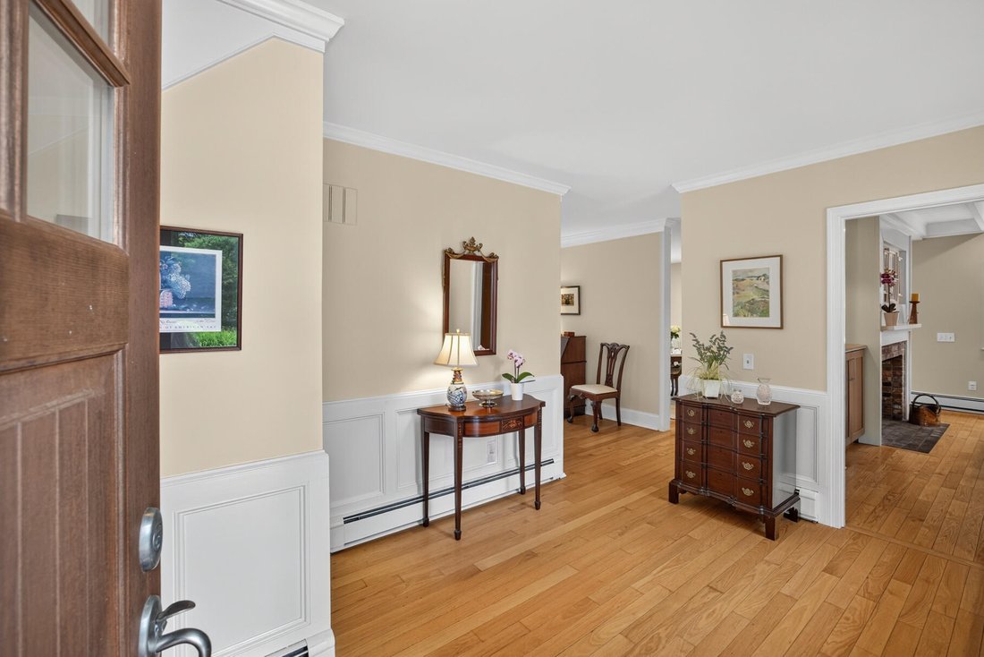 House in Yarmouth, Massachusetts, United States 4 - 18259938