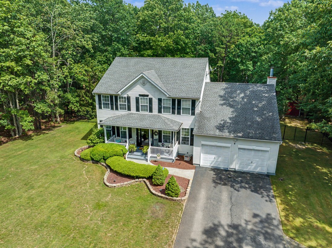 House in Freehold Township, New Jersey, United States 1 - 18259940
