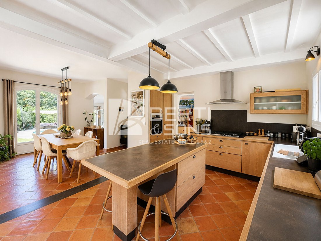 Villa in Mougins, Provence-Alpes-Côte d'Azur, France 5 - 18266499