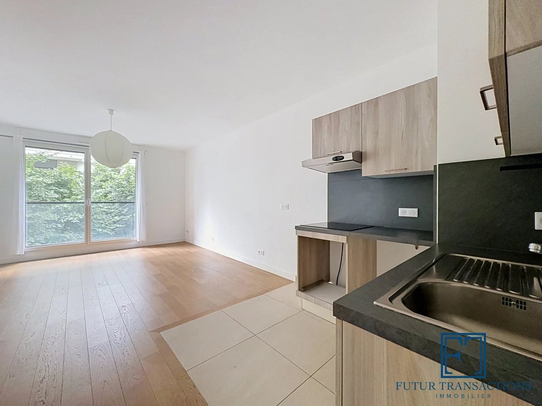 Apartment in Corentin Celton, Issy-les-Moulineaux, France 2 - 18261818