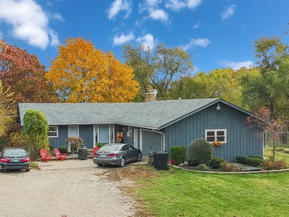 House in Fox Lake, Illinois, United States 1 - 18265735