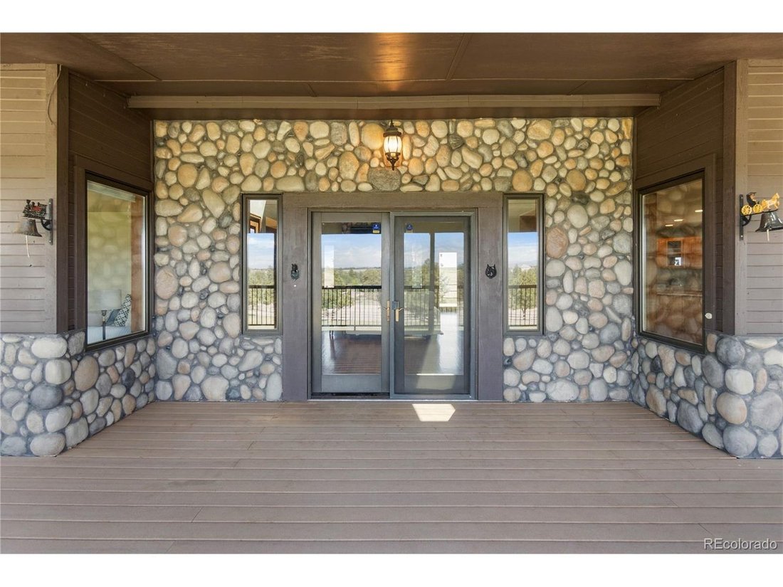 Farm Ranch in Elizabeth, Colorado, United States 2 - 18260863