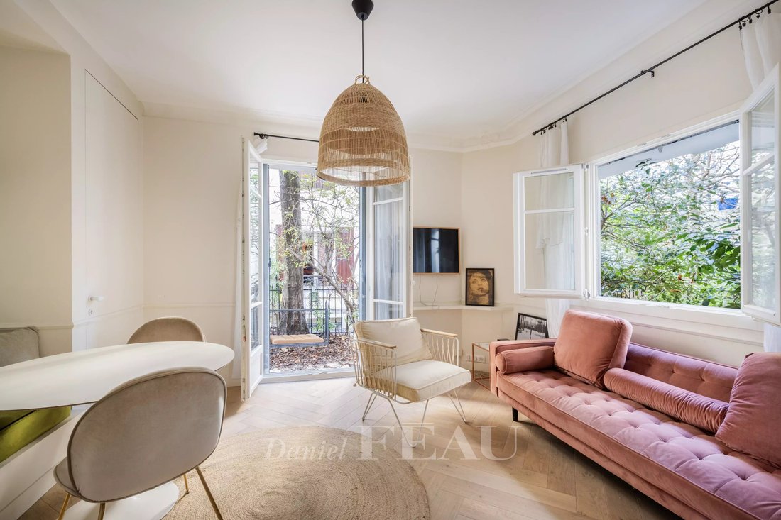 Apartment in Batignolles-Cardinet, Paris 17e Arrondissement, Paris 4 - 18261908