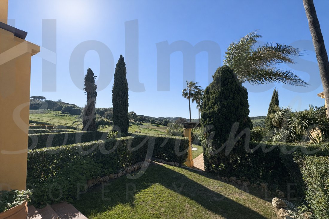 Townhouse in Sotogrande, San Roque, Andalusia 2 - 18260421