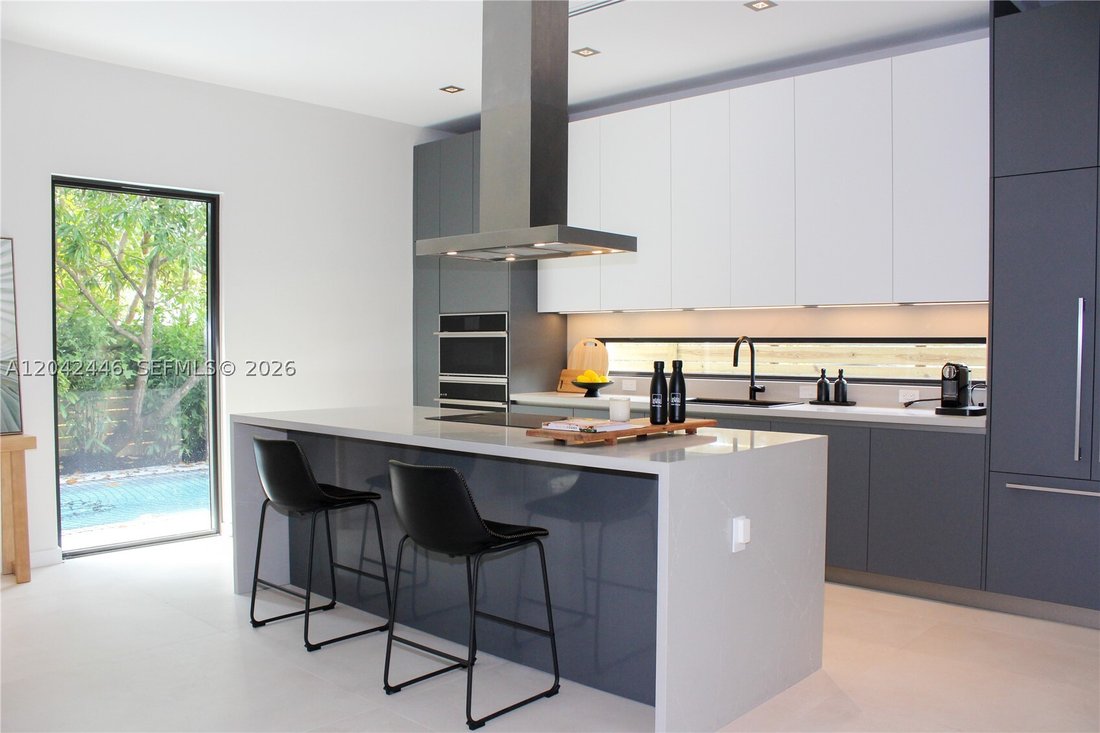 House in Miami, Florida, United States 1 - 18260904