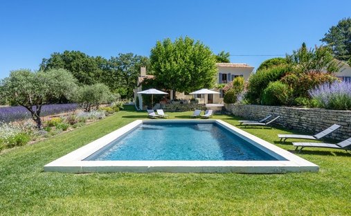 House in Oppède, Provence-Alpes-Côte d'Azur, France 1