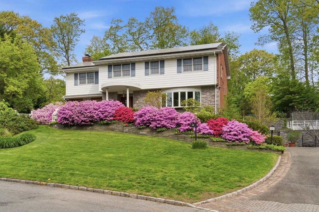House in Bayville, New York, United States 2 - 18156424