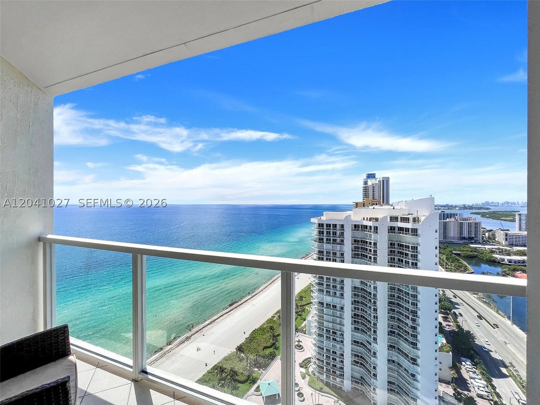 Condo in Sunny Isles Beach, Florida, United States 1 - 18264393