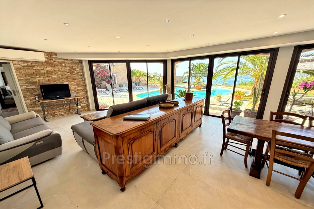 Villa a Théoule-sur-Mer, Provenza-Alpi-Costa Azzurra, Francia 5 - 18261615