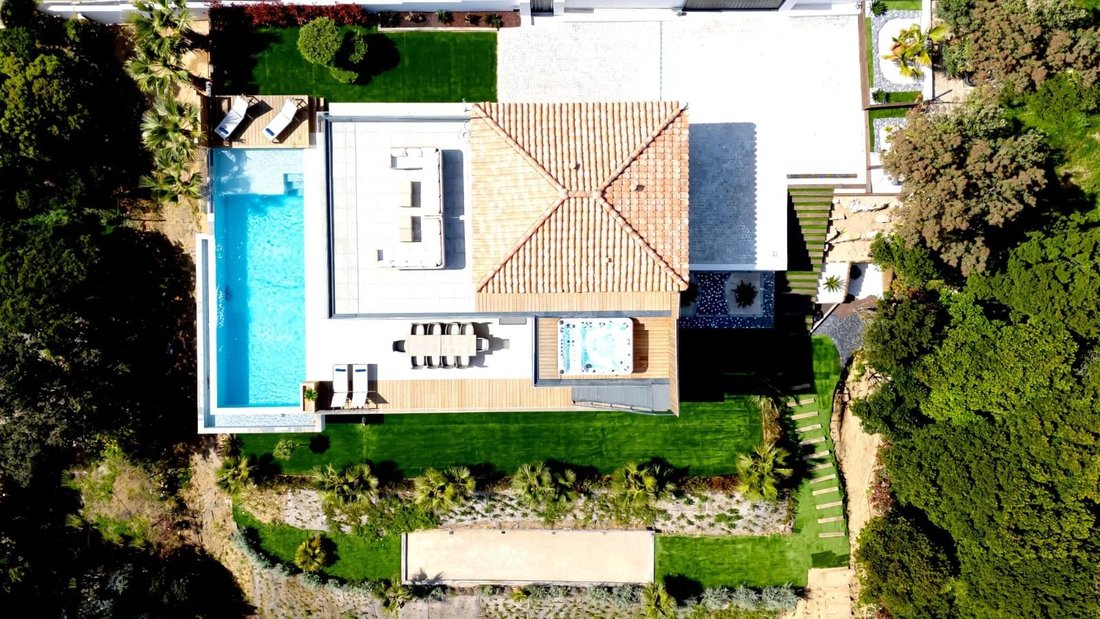 Villa in Nord, Cavalaire-sur-Mer, France 3 - 18262153