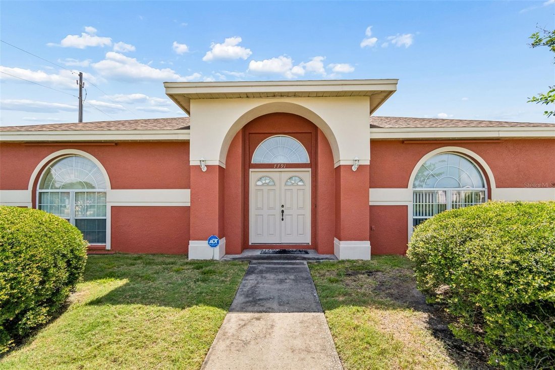 House in Seminole, Florida, United States 3 - 18260930