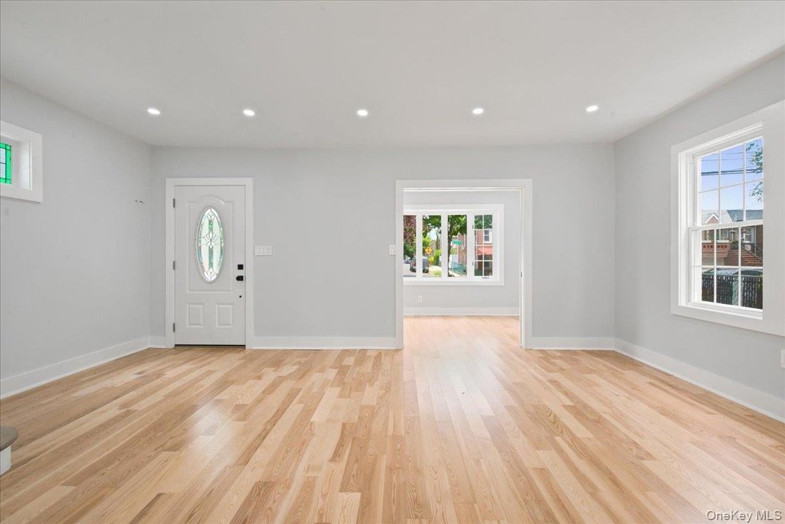 House in New York, New York, United States 5 - 18263796