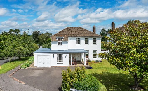 Haus in Hawks Hill, Fetcham, England 1