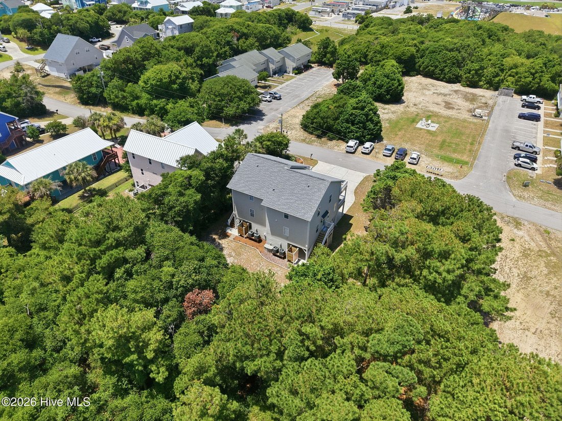 Townhouse in Emerald Isle, North Carolina, United States 5 - 17383857