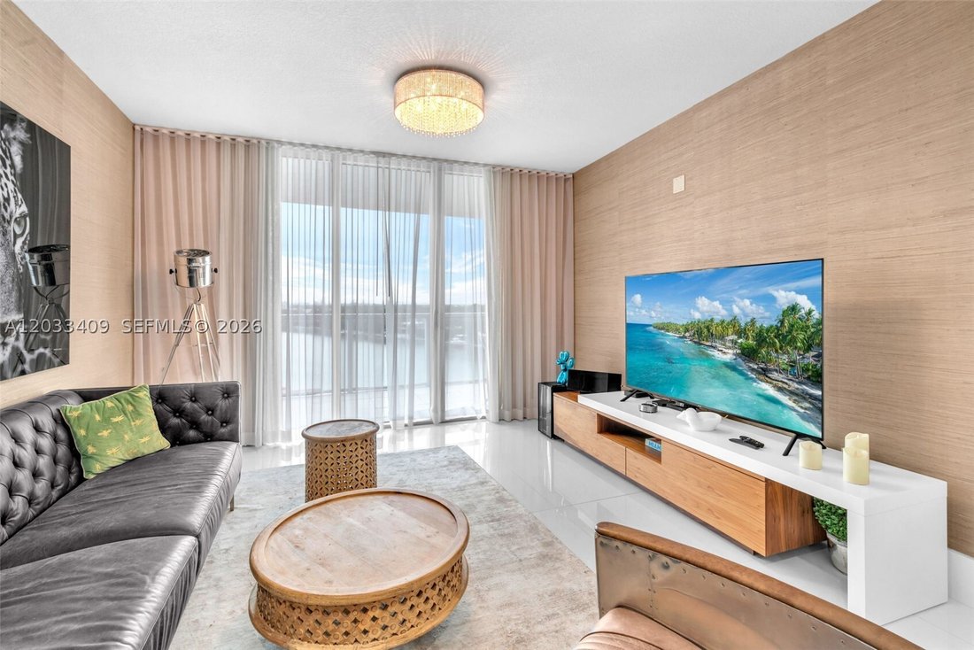 Condo in Miami Beach, Florida, United States 2 - 18132911