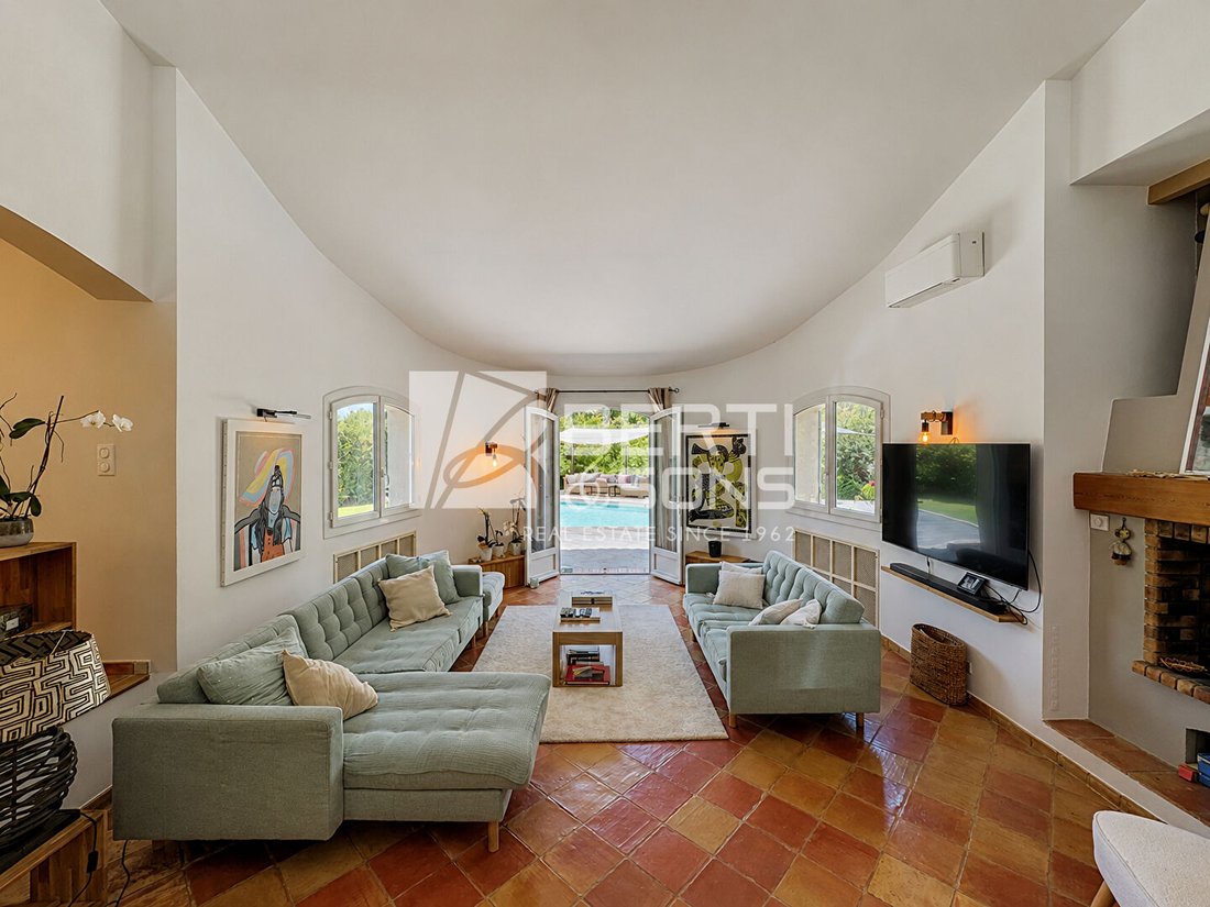 Villa in Mougins, Provence-Alpes-Côte d'Azur, France 4 - 18266499