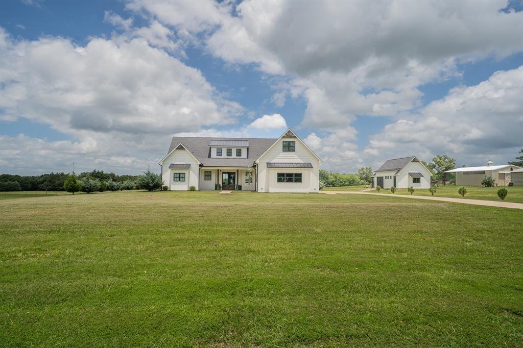 House in Sulphur Springs, Texas, United States 1 - 18266039