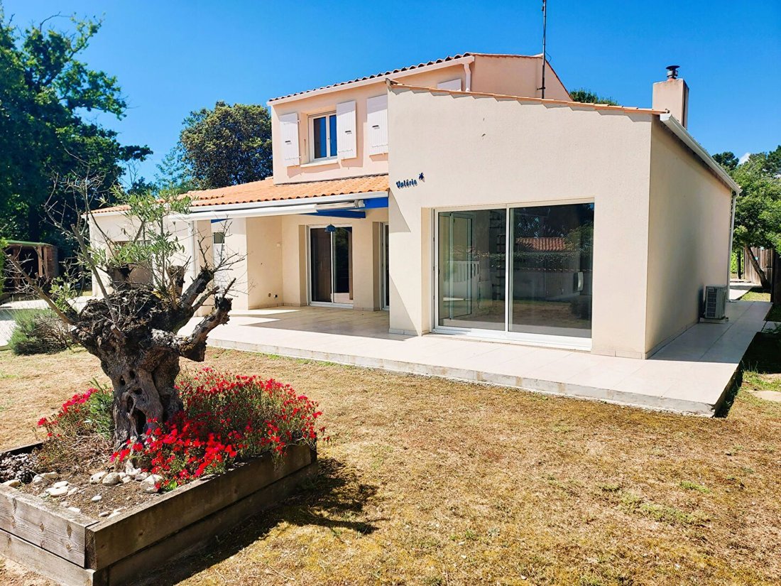 House in Saint-Trojan-les-Bains, Nouvelle-Aquitaine, France 2 - 18261166
