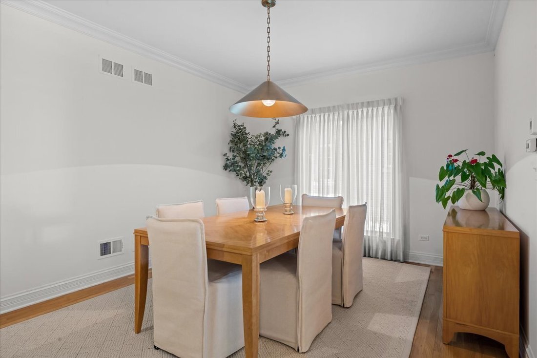 House in Wilmette, Illinois, United States 4 - 18261326