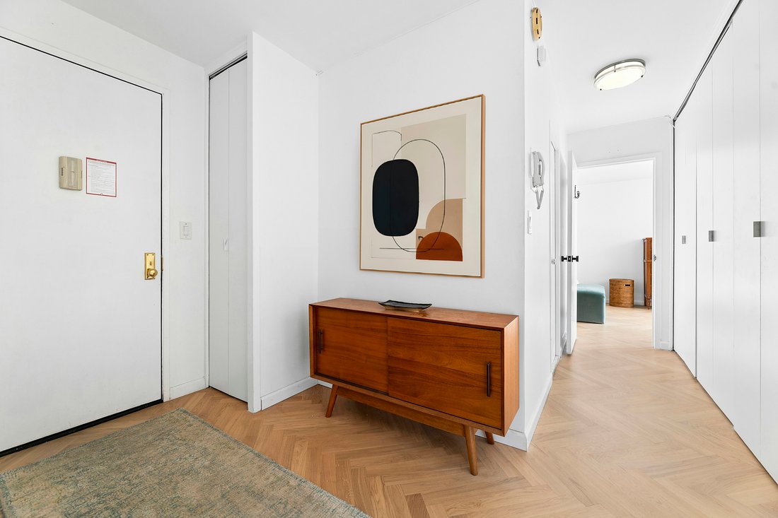 House in New York, New York, United States 4 - 18256246