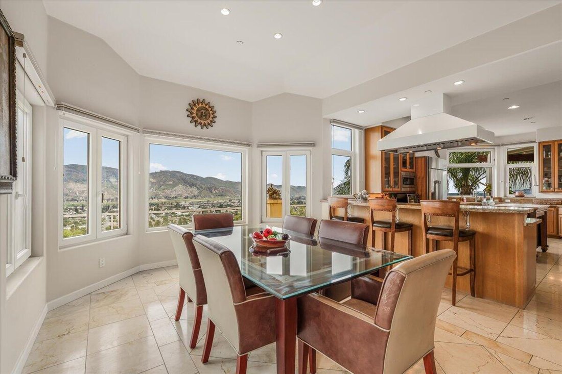 House in Santa Paula, California, United States 1 - 18154610