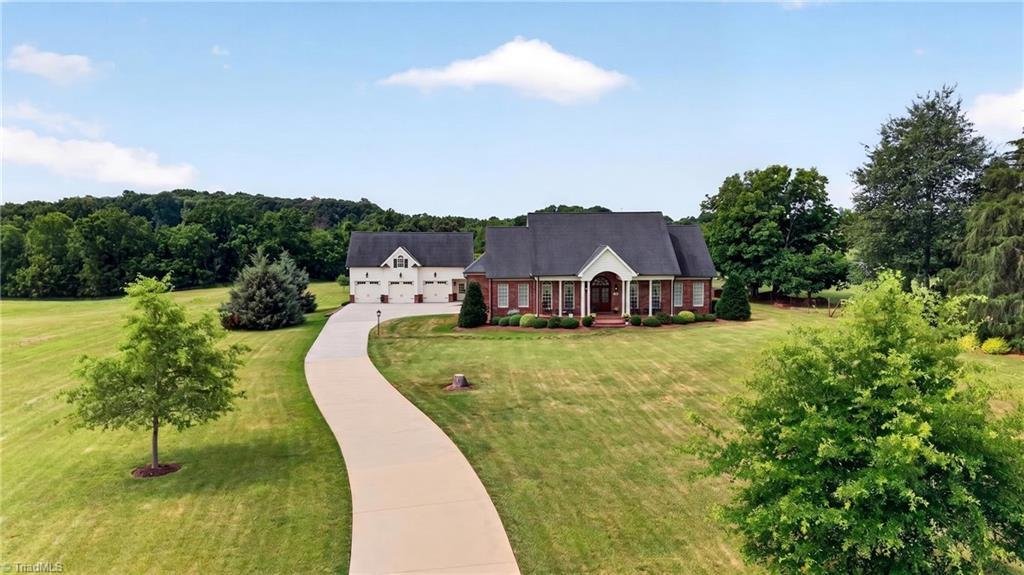 House in High Point, North Carolina, United States 4 - 18260248