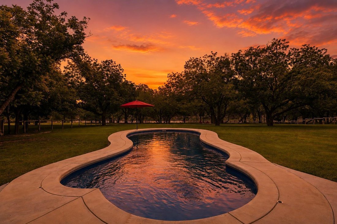 House in Leander, Texas, United States 2 - 17833939