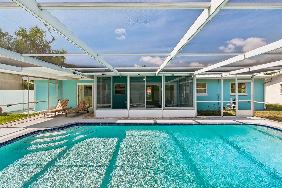 House in St. Petersburg, Florida, United States 3 - 18260072