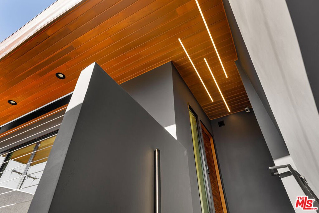 House in Los Angeles, California, United States 5 - 18263680