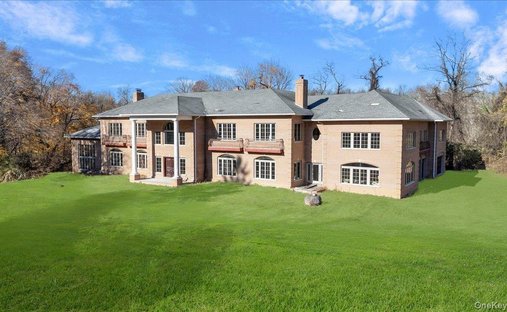 House in Old Brookville, New York, United States 1
