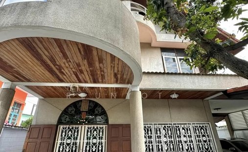 Maison à Chong Nonsi, Bangkok, Thaïlande 1